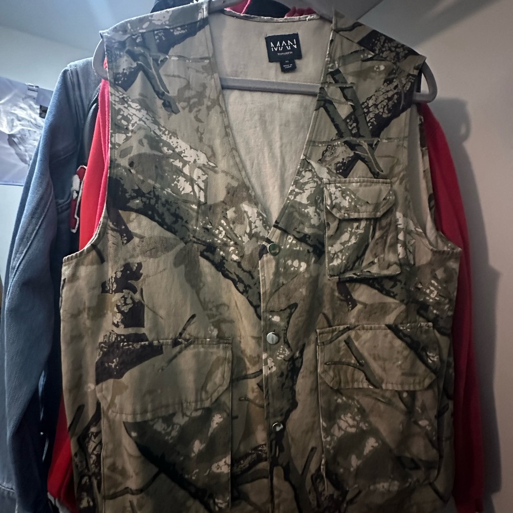 BOOHOOMAN Camouflage Utility Vest(New without Tag)